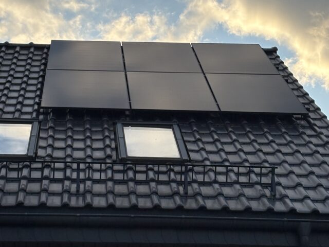 Atmoce mikroinwertery https://solcity.pl/wp-content/uploads/2026/04/IMG_0159-640x480.jpeg